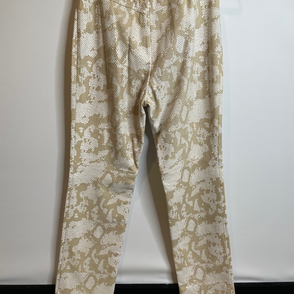 Escada lamb leather pants animal print it38 Runway - Picture 7 of 16